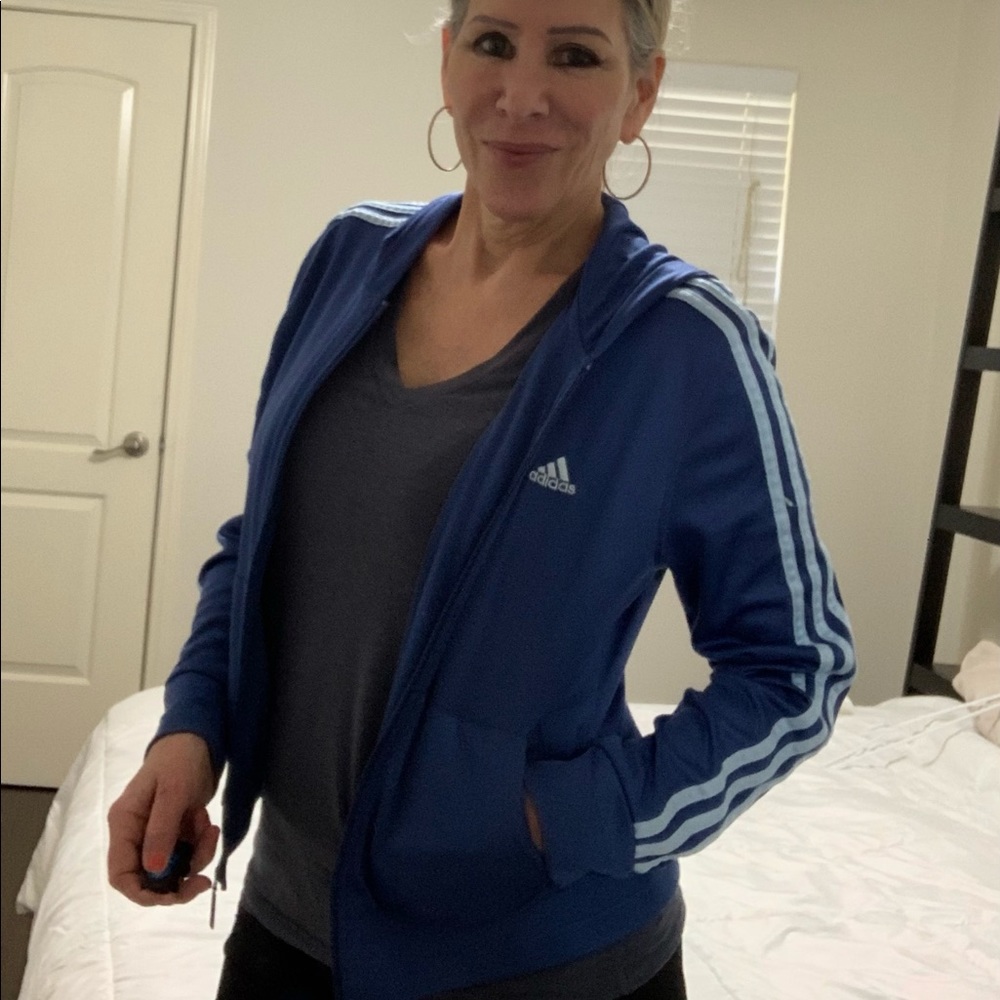 Adidas size small/medium women’s vintage track